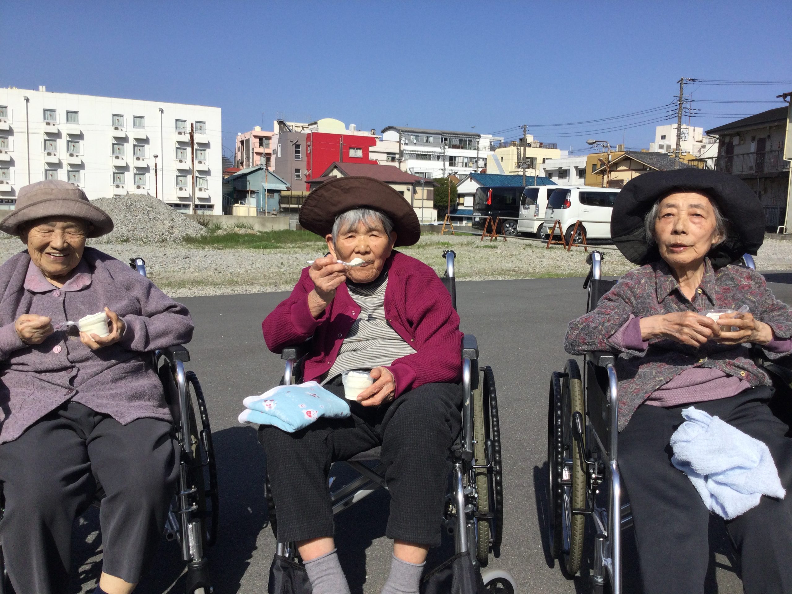 ぽかぽか陽気なので．．．?